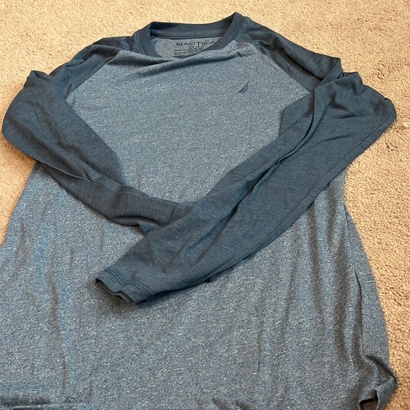Nautica boys Blue long sleeve size L 14-16 NWOT - Picture 2 of 5